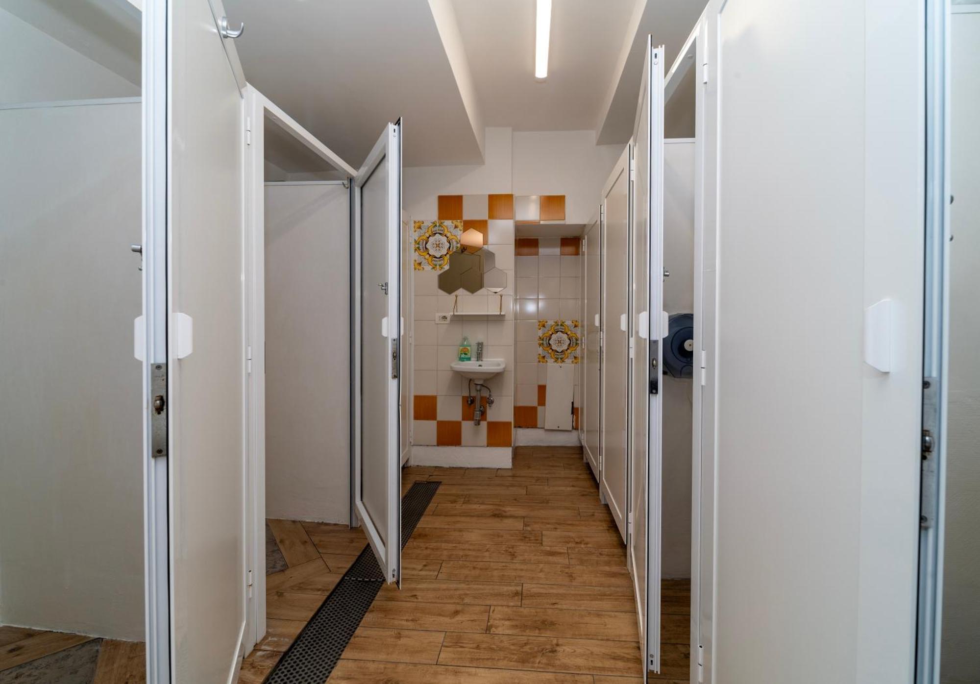 Hostel Brikette Позитано Екстериор снимка