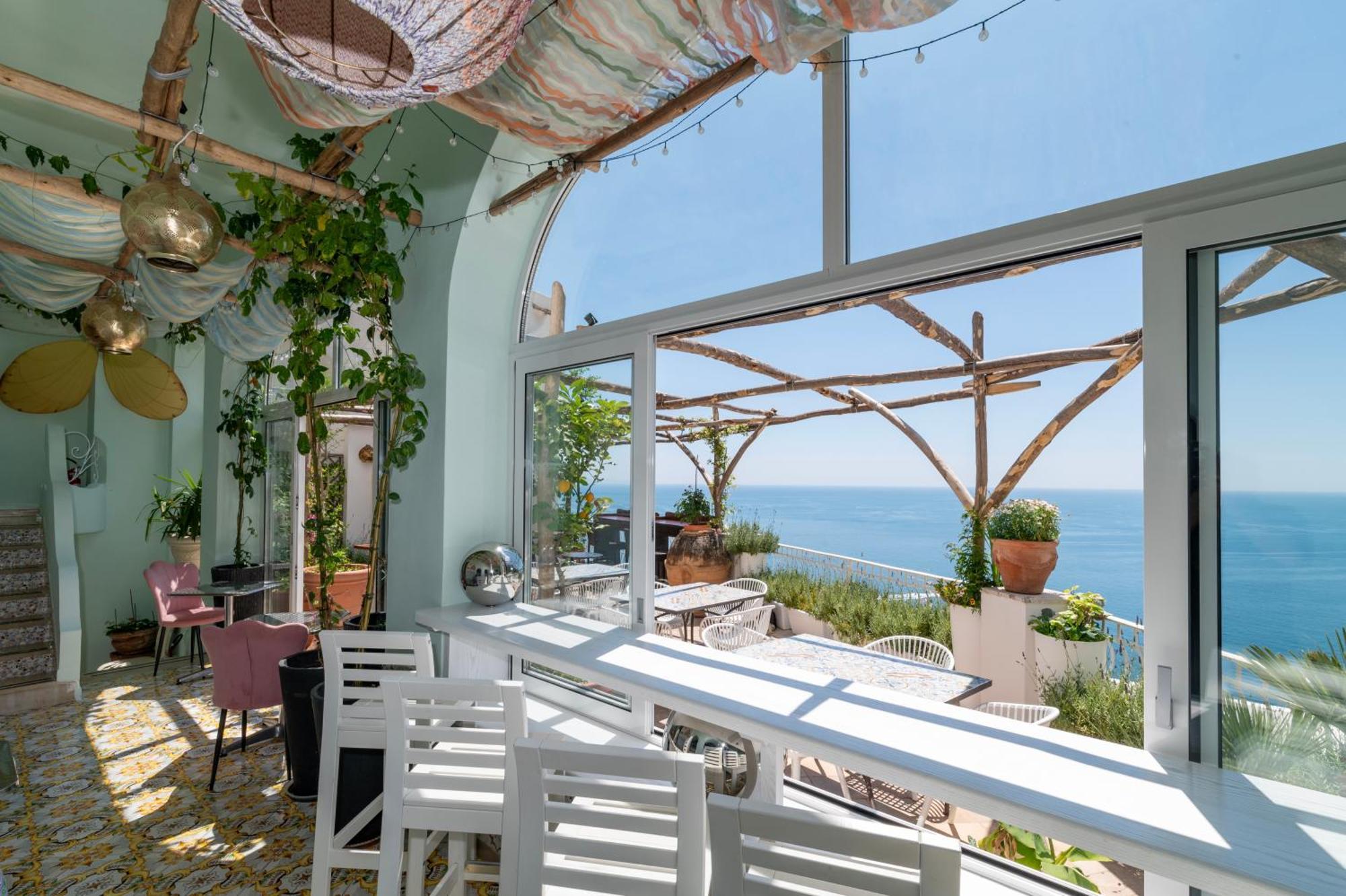 Hostel Brikette Позитано Екстериор снимка