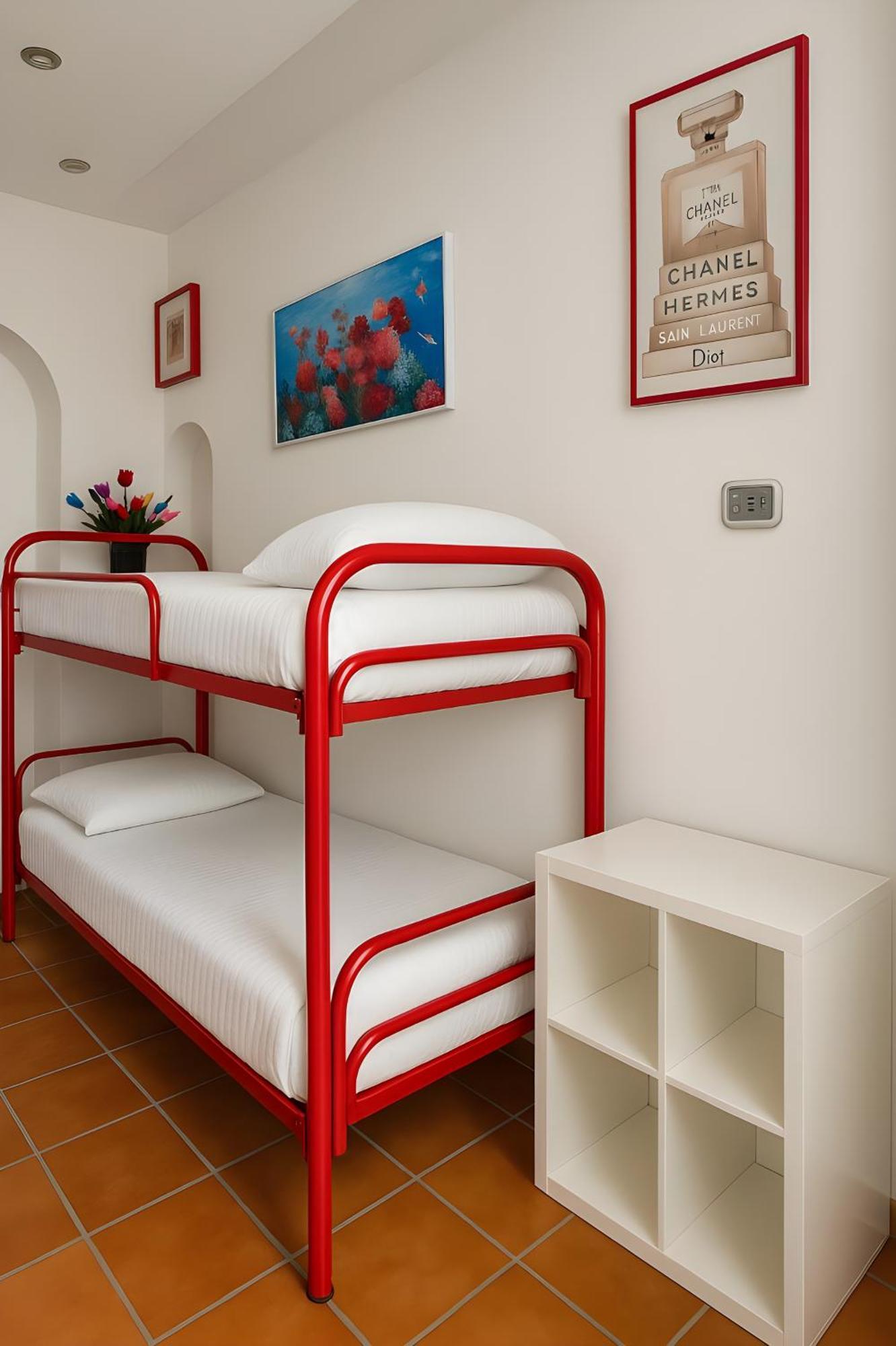 Hostel Brikette Позитано Екстериор снимка